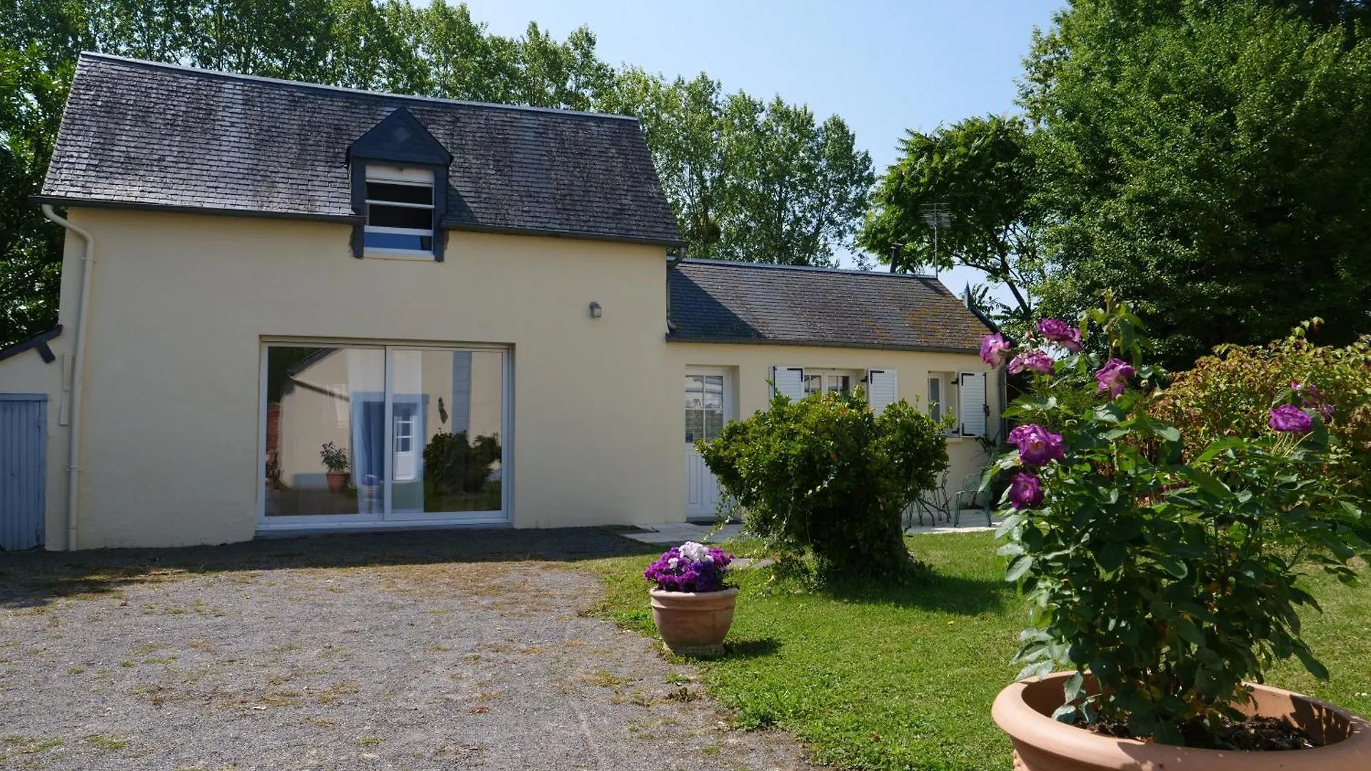 Les Gites Du Couesnon Pontorson Apartment
